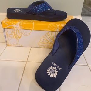 Yellow box Corinna Flip-flops